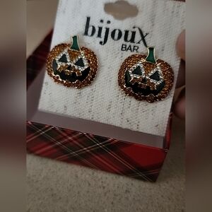 SOLD Bijoux NWT Enamel Rhinestone Pumpkin Halloween Jack O'Lantern Stud Earrings